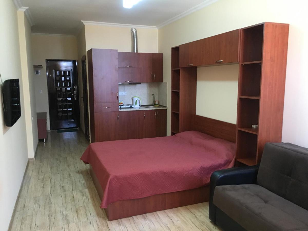 Appartamento Progresi Batumi Esterno foto